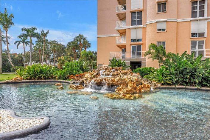 Image No.4-2 Bed Property for sale