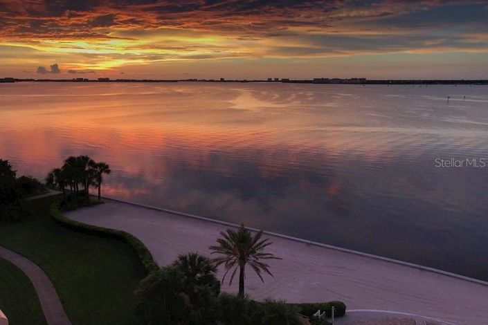 Image No.57-2 Bed Property for sale