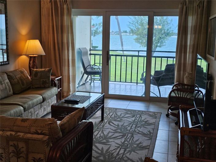 Image No.11-2 Bed Property for sale