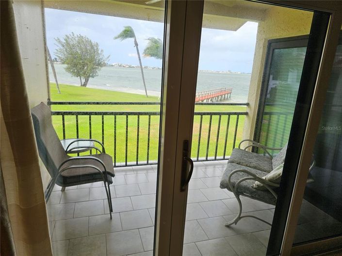 Image No.13-2 Bed Property for sale