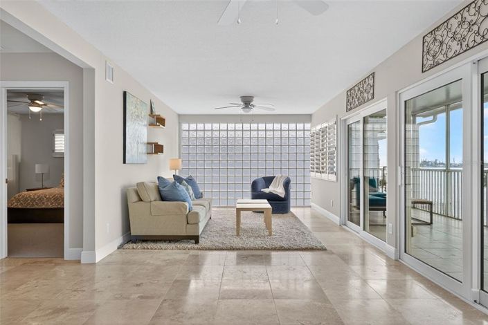 Image No.13-3 Bed Property for sale