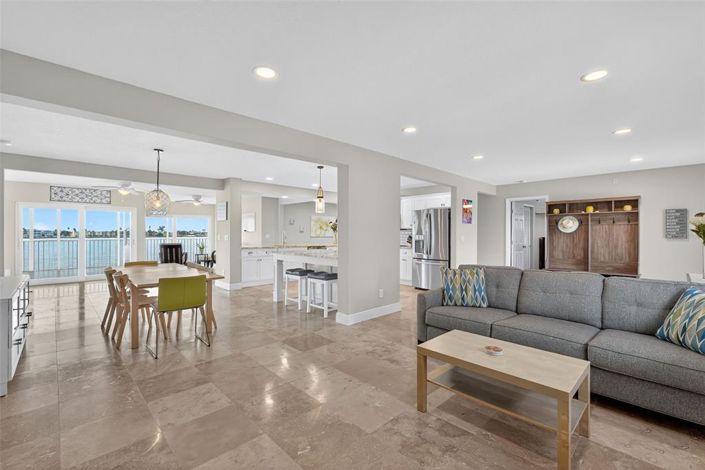 Image No.3-3 Bed Property for sale