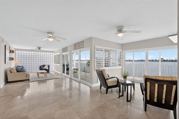 Image No.4-3 Bed Property for sale