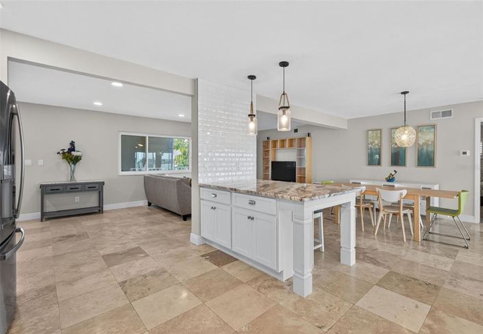 Image No.7-3 Bed Property for sale