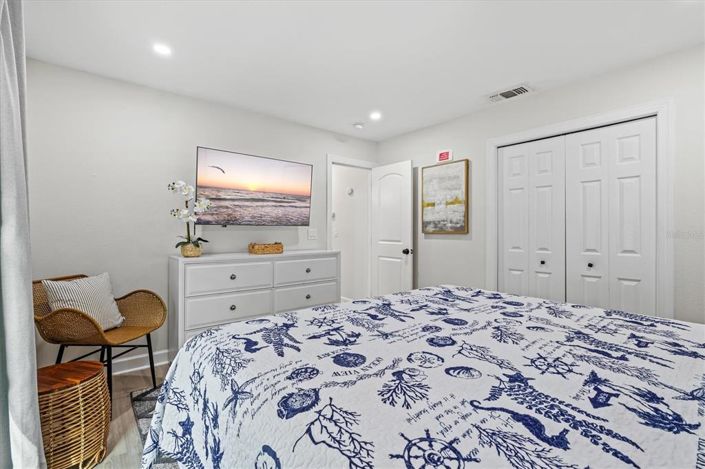 Image No.22-4 Bed Property for sale