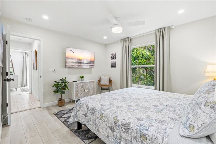 Image No.47-4 Bed Property for sale