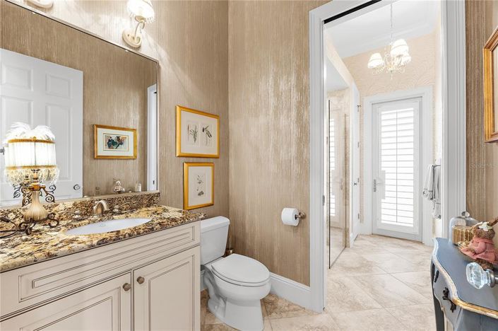 Image No.32-4 Bed Property for sale