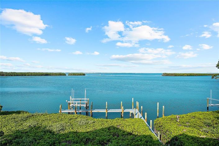 Image No.41-4 Bed Property for sale