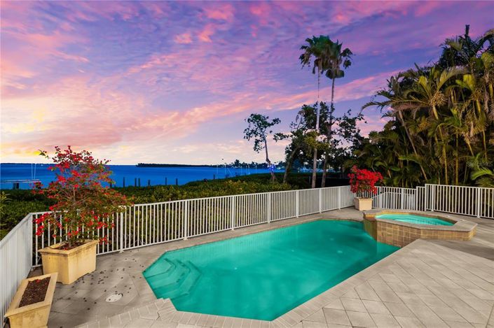 Image No.44-4 Bed Property for sale