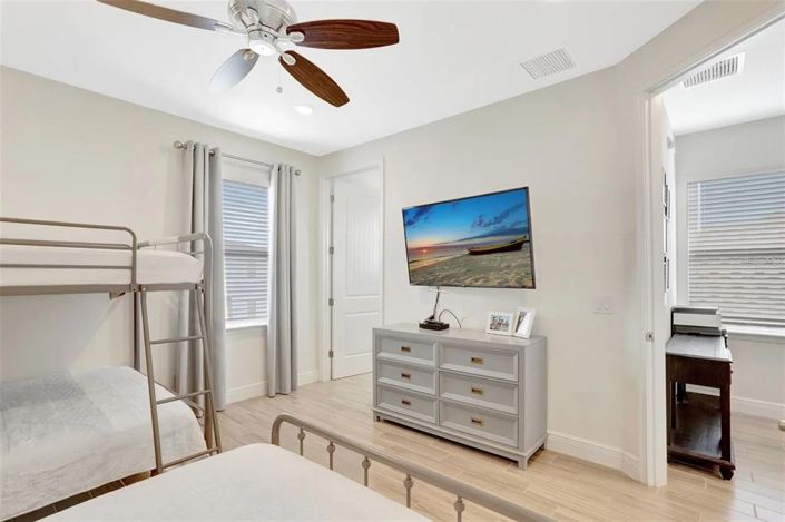 Image No.25-4 Bed Property for sale