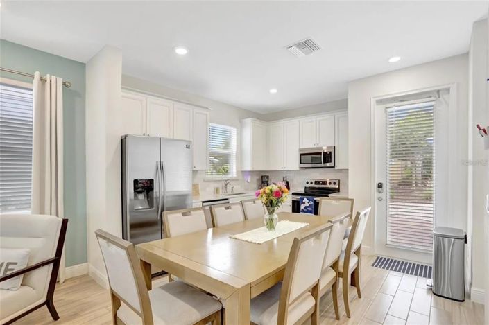 Image No.7-4 Bed Property for sale