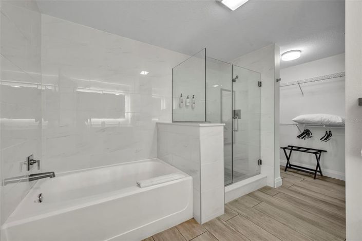 Image No.20-2 Bed Property for sale