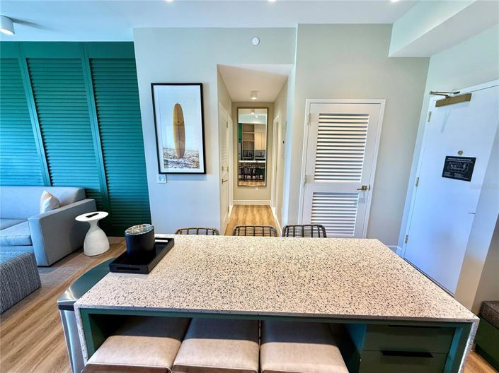 Image No.10-2 Bed Property for sale