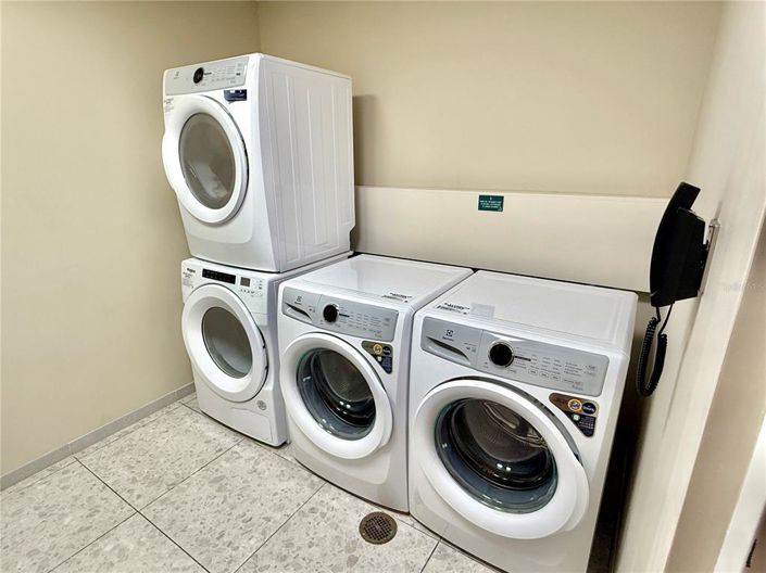 Image No.38-2 Bed Property for sale