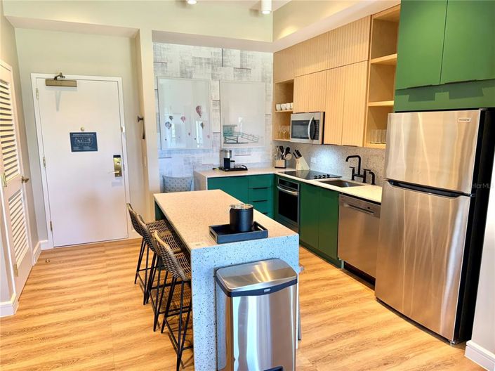 Image No.9-2 Bed Property for sale