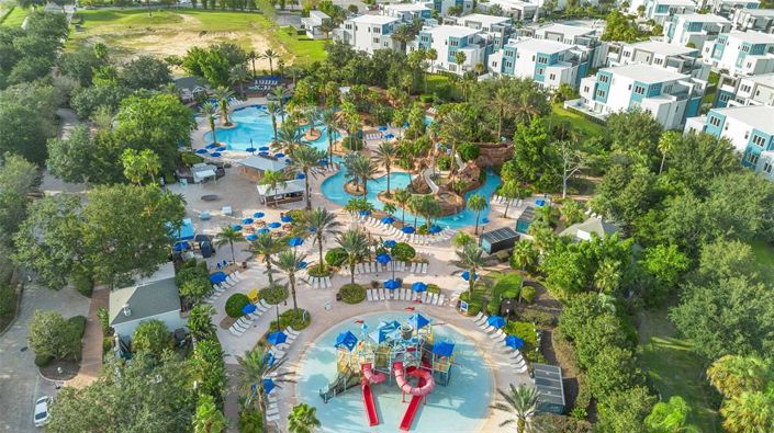 Image No.18-8 Bed Property for sale