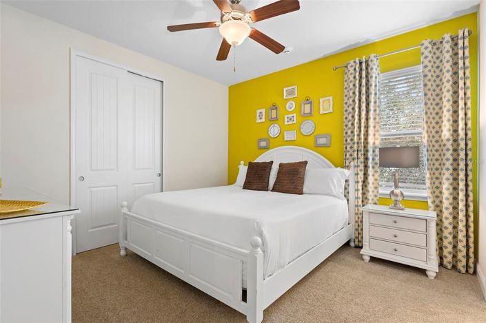 Image No.54-8 Bed Property for sale