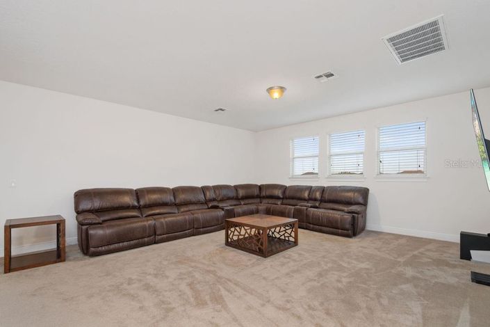 Image No.16-6 Bed Property for sale