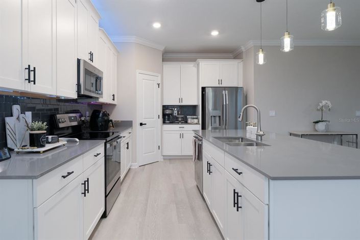 Image No.13-4 Bed Property for sale