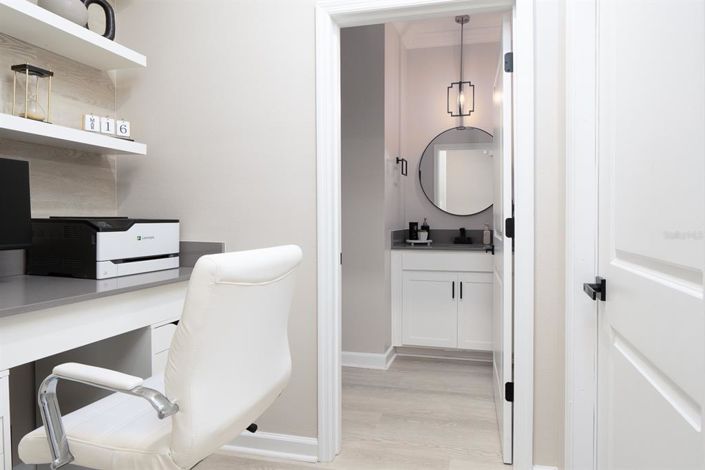 Image No.5-4 Bed Property for sale