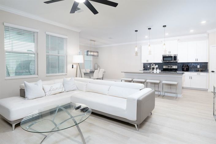 Image No.9-4 Bed Property for sale