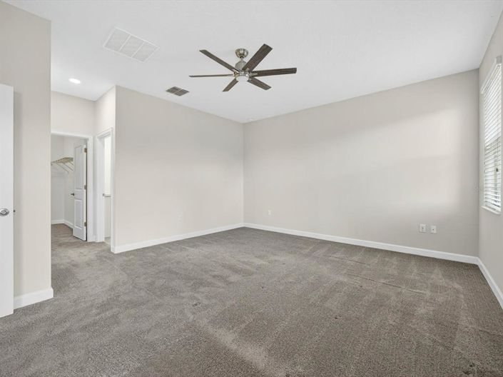 Image No.19-3 Bed Property for sale