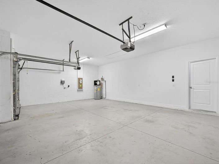 Image No.27-3 Bed Property for sale