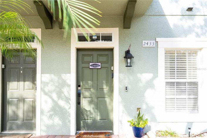 Image No.4-4 Bed Townhouse for sale