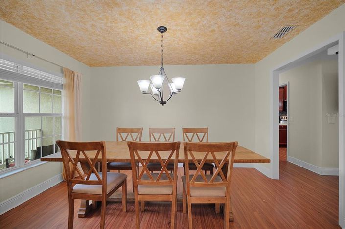 Image No.10-4 Bed Property for sale