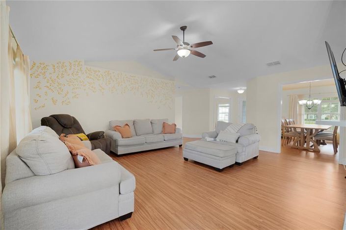 Image No.14-4 Bed Property for sale