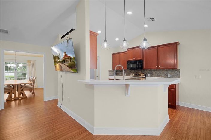 Image No.15-4 Bed Property for sale