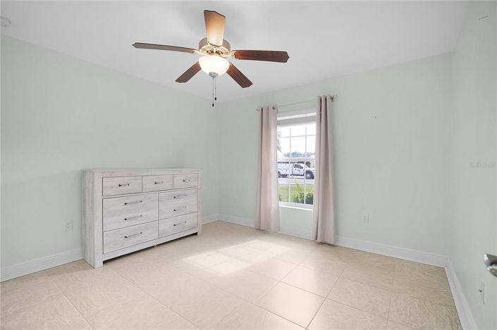 Image No.30-4 Bed Property for sale