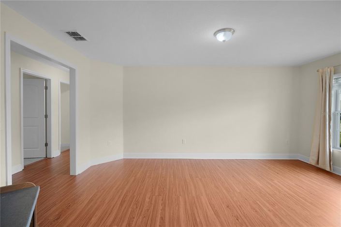 Image No.9-4 Bed Property for sale