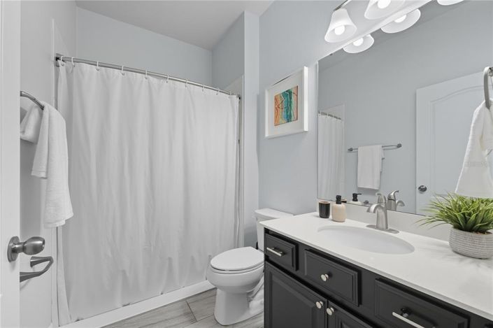 Image No.23-4 Bed Property for sale