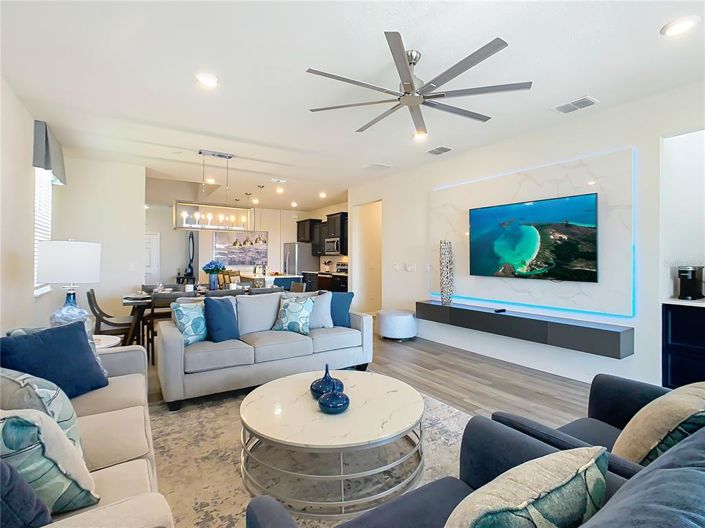 Image No.8-7 Bed Property for sale