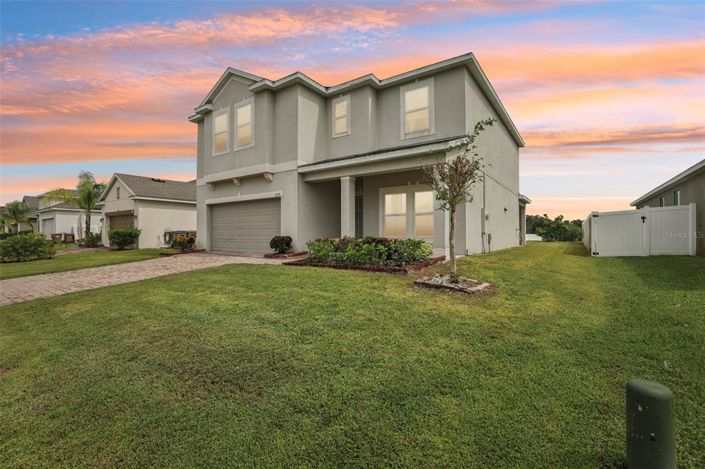 Image No.1-4 Bed Property for sale