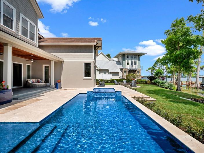 Image No.16-5 Bed Property for sale