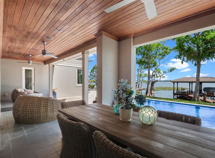 Image No.23-5 Bed Property for sale