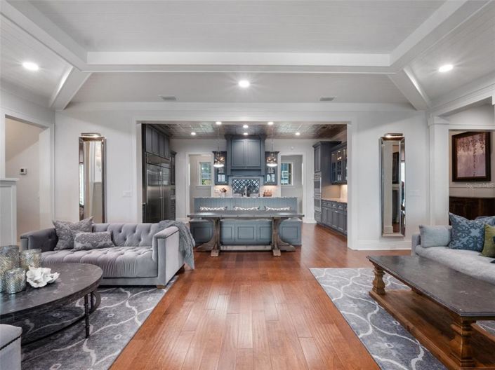 Image No.31-5 Bed Property for sale