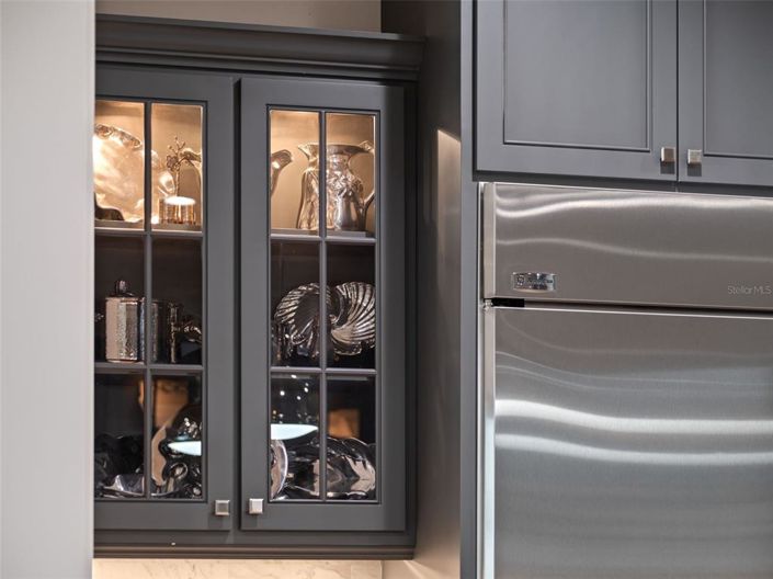 Image No.37-5 Bed Property for sale