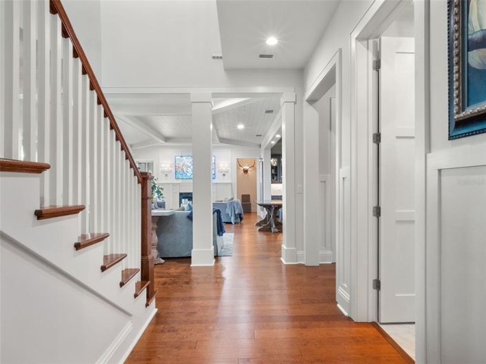 Image No.50-5 Bed Property for sale