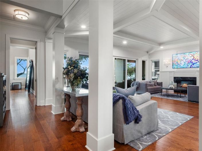 Image No.53-5 Bed Property for sale