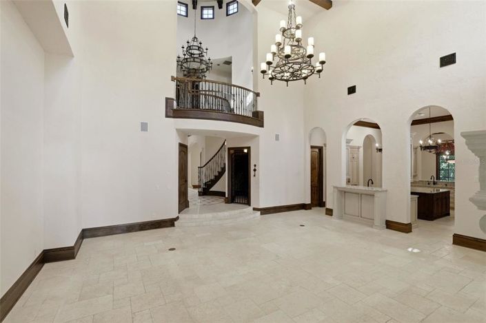 Image No.59-7 Bed Property for sale