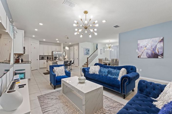 Image No.11-7 Bed Property for sale