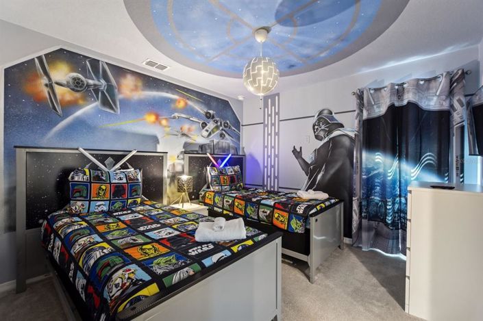 Image No.18-7 Bed Property for sale