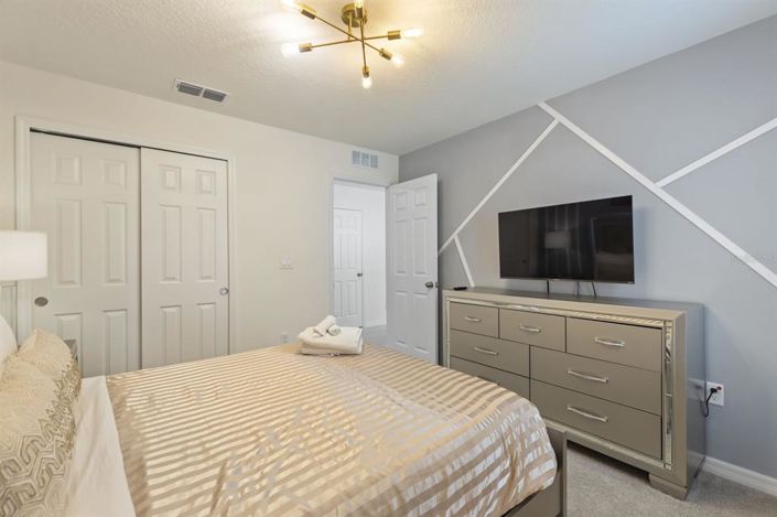 Image No.21-7 Bed Property for sale