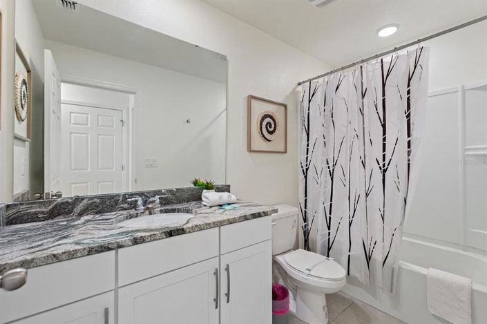 Image No.23-7 Bed Property for sale