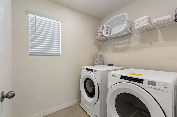 Image No.24-7 Bed Property for sale