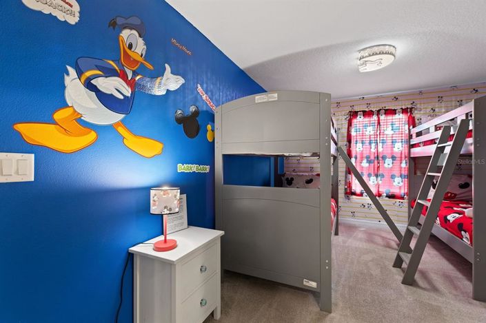 Image No.31-7 Bed Property for sale