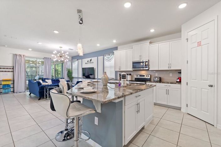 Image No.46-7 Bed Property for sale